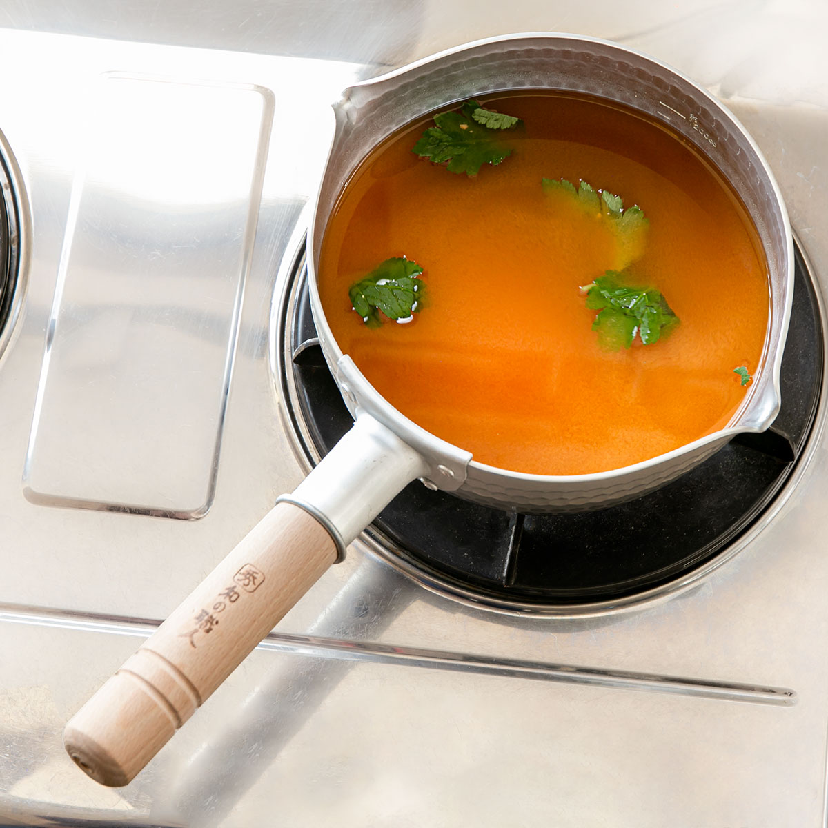 雪平鍋 18cm 深型 ガス火専用 和の職人 （ 行平鍋 日本製 ガス火 直火