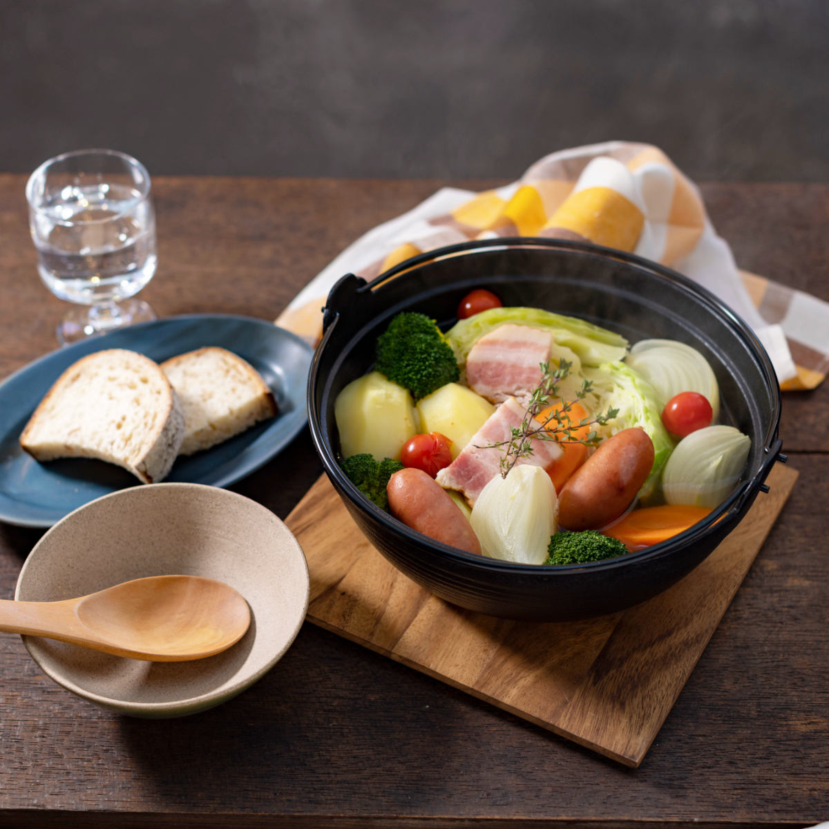 池永鉄工 いろり鍋 18cm ガス火専用 木蓋付き 割烹 丸鍋 南部鉄器 日本