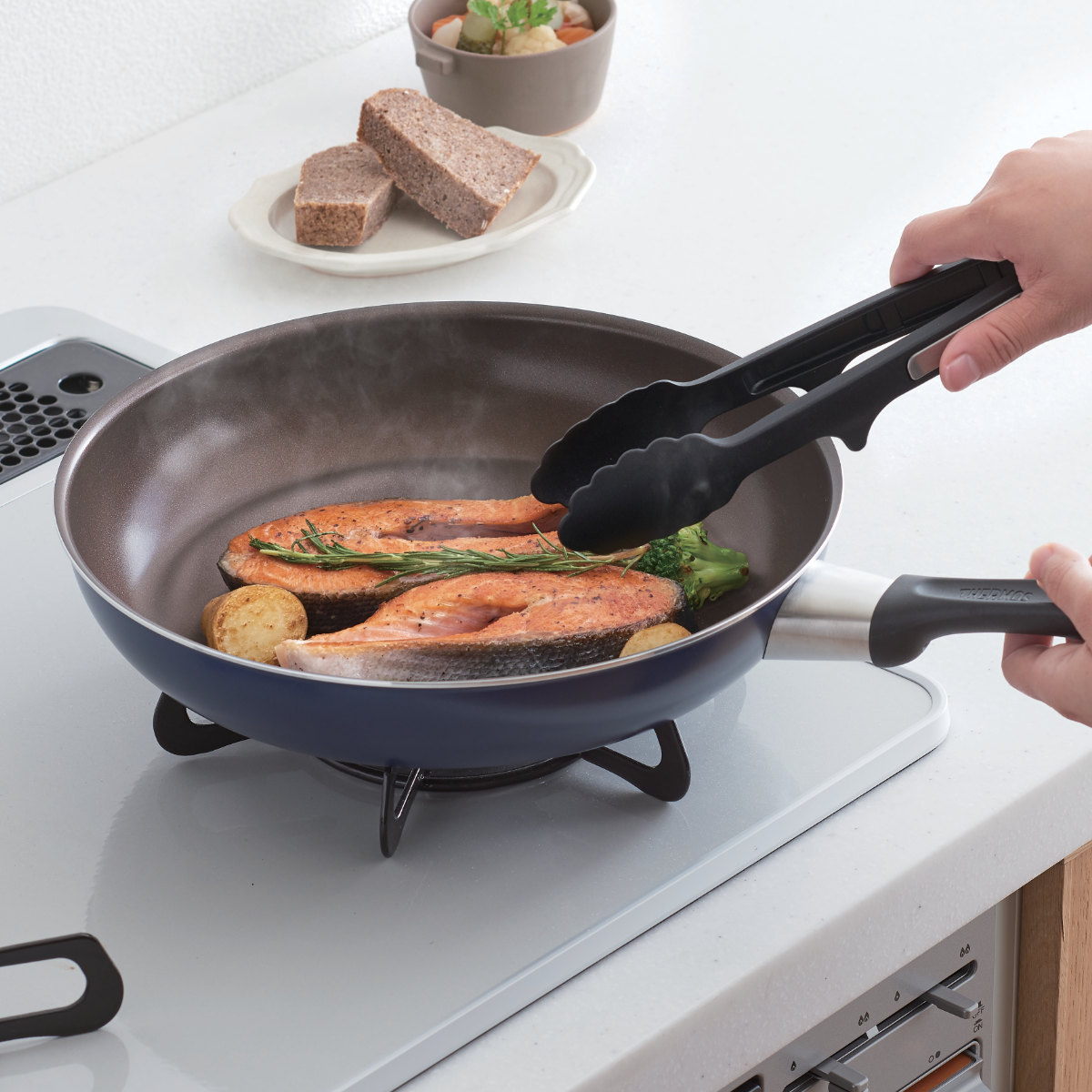 THERMOS（サーモス） フライパン 26cm ガス火専用 デュラブルシリーズ
