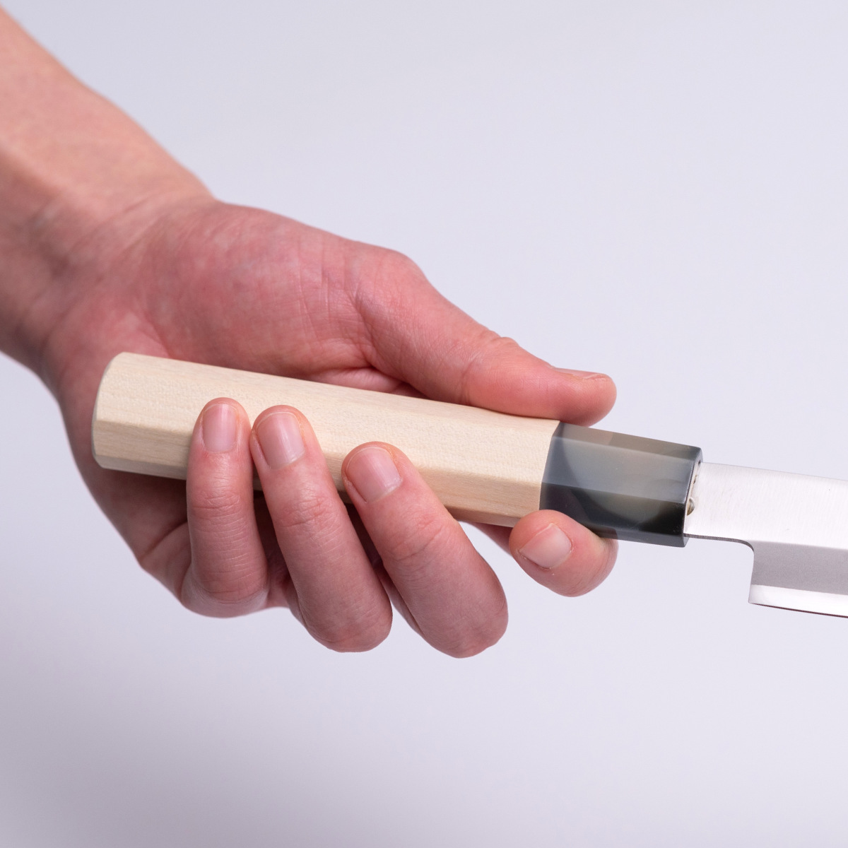 柳刃包丁 21cm 龍徳作 八角柄 和包丁 日本製 （ 刺身包丁 さしみ包丁