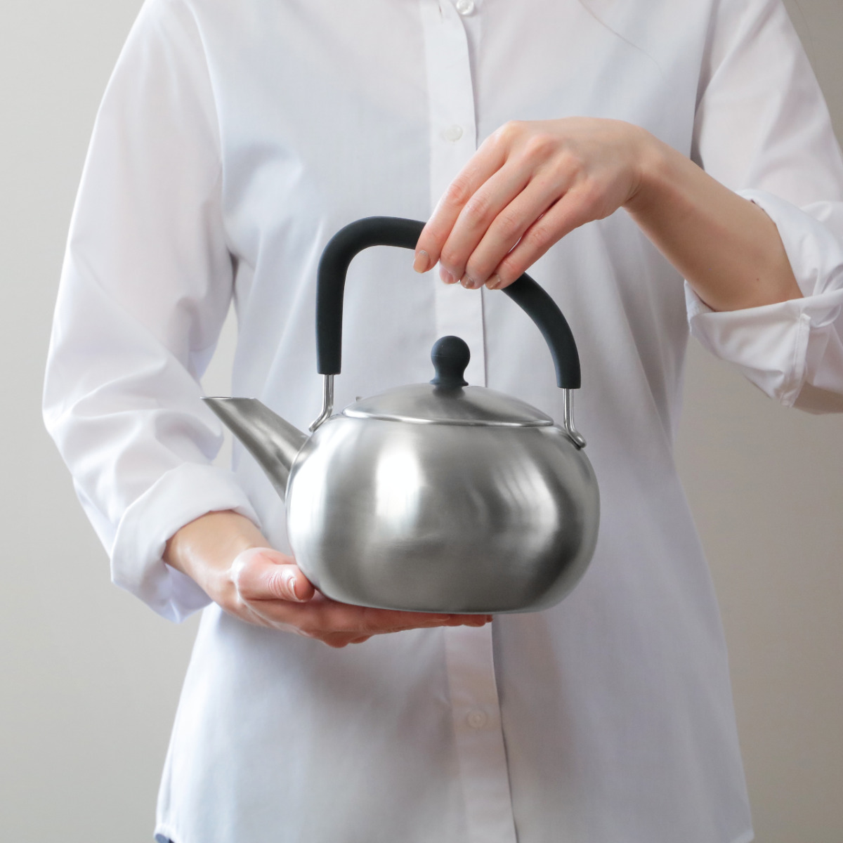 工房アイザワ 特典付き ブラックピーマン ケトル 200V シリコン