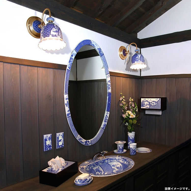 鏡 壁掛けミラー 有田焼 染付祥瑞 洗面鏡 楕円 W490×H800 ウォール