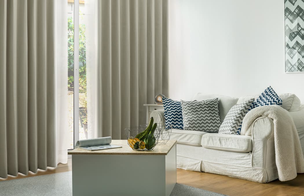 パーフェクトスペース カーテン 遮光 おしゃれ 安い 無地 形状記憶