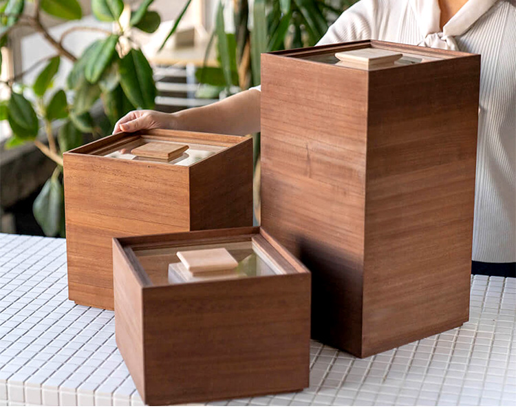 増田桐箱店 米びつ 黒（柿渋） 5kg （中身が見える桐製米びつ 桐の米櫃