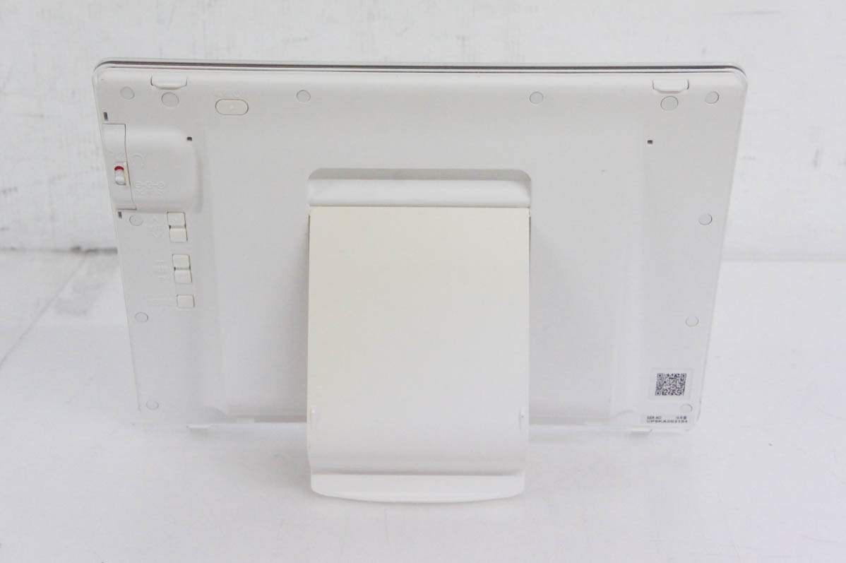 中古 Panasonicパナソニック 10V型ポータブル地上・BS・110度CS