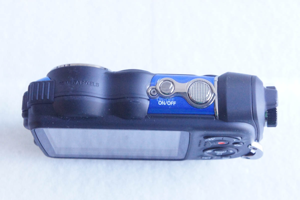 中古 FUJIFILM富士フイルム コンパクトデジタルカメラ FinePix XP200