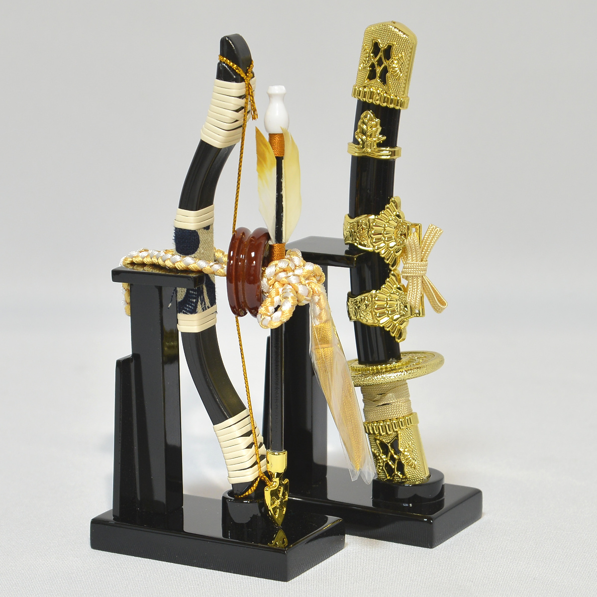 五月人形 コンパクト 徳川家康 兜平飾り 陣羽織飾り 5月人形 : 人形の