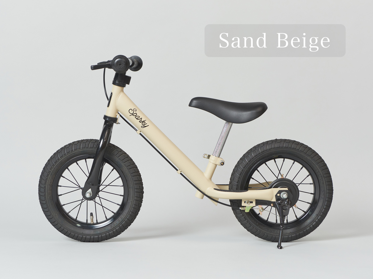 キックバイク スパーキー ブレーキ付ゴムタイヤ装備 プレゼント