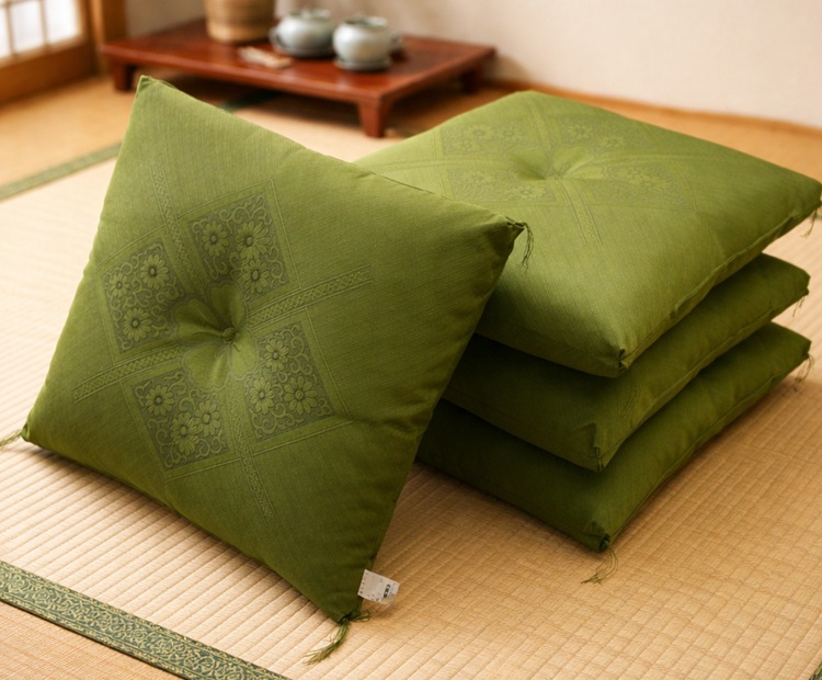 cushion-107-item003.jpg
