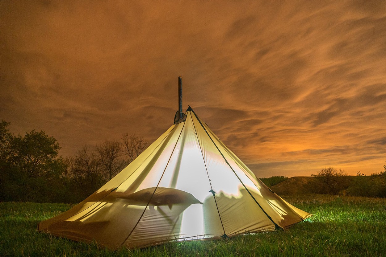 ティピーテント レッドクリフ ライト 6人用 ワンポールテント 超軽量