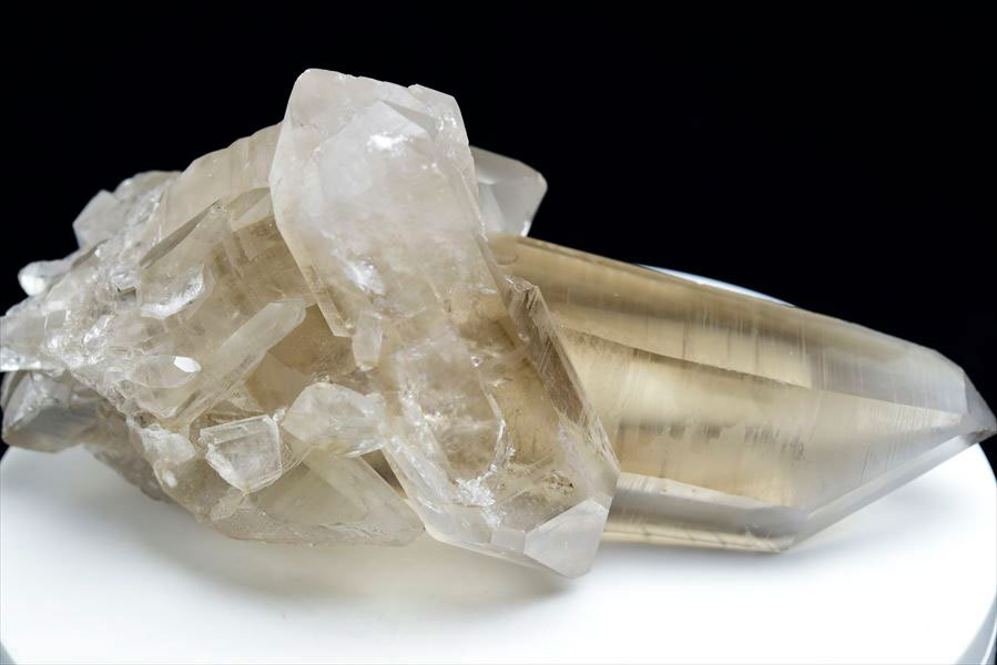 クールビューティースモーキーレムリアンシードアシンメトリーダイヤモンド