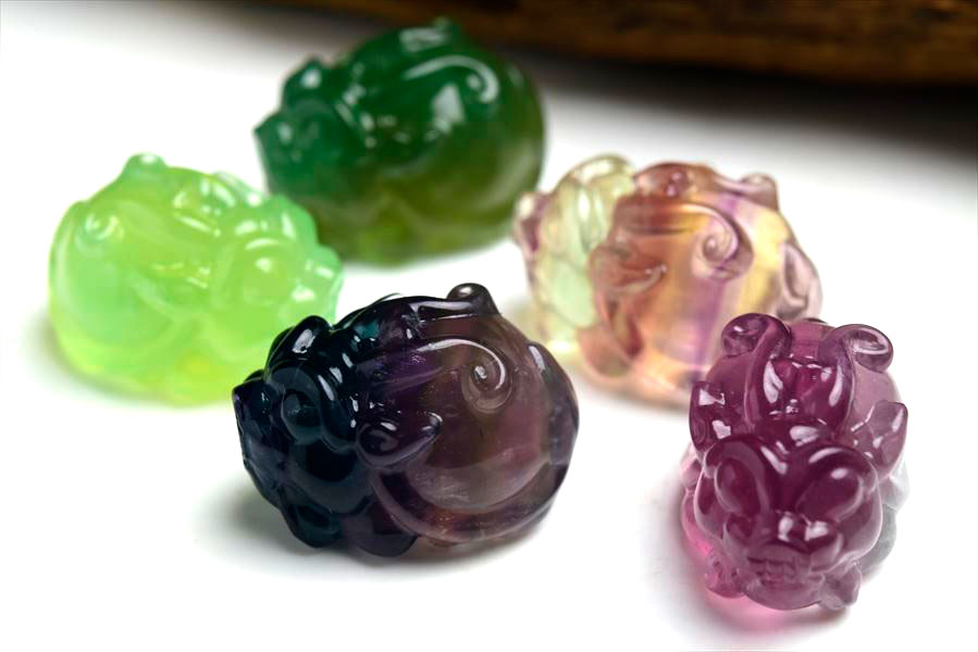 正財運 フローライト 蛍石 龍亀 ロングイ彫刻 置物 種類お任せ(販売