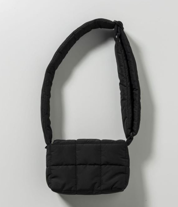 1PIU1UGUALE3 RELAX ウノピゥウノウグァーレトレ リラックス パデッド