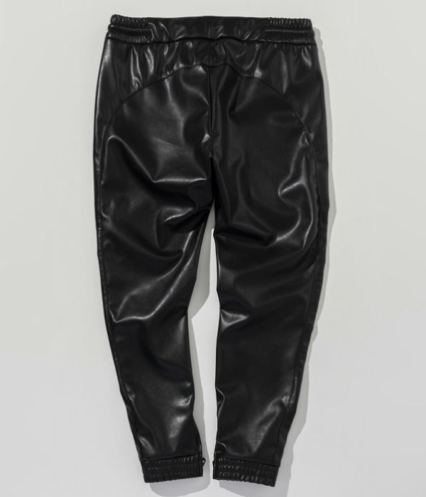 1PIU1UGUALE3 RELAX ウノピゥウノウグァーレトレ リラックス