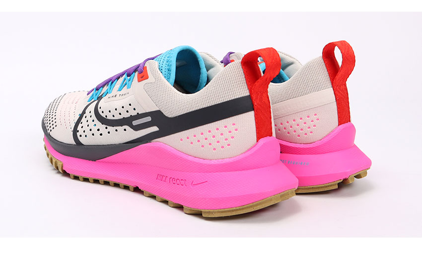 ナイキ トレイル ランニング レディース ペガサス 4 NIKE FD0876