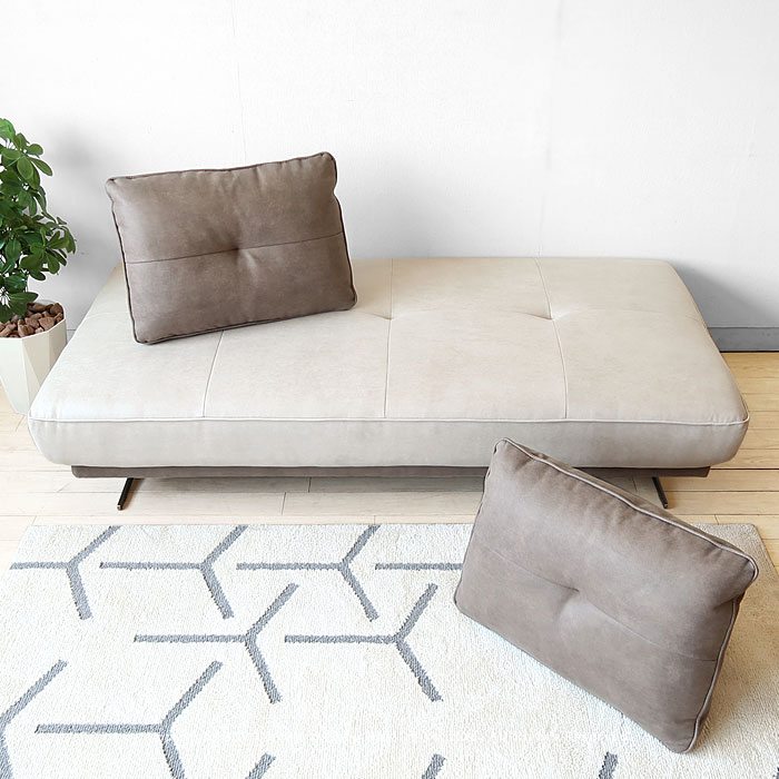 置き型クッション 背クッション フラットソファの上に載せて使用する