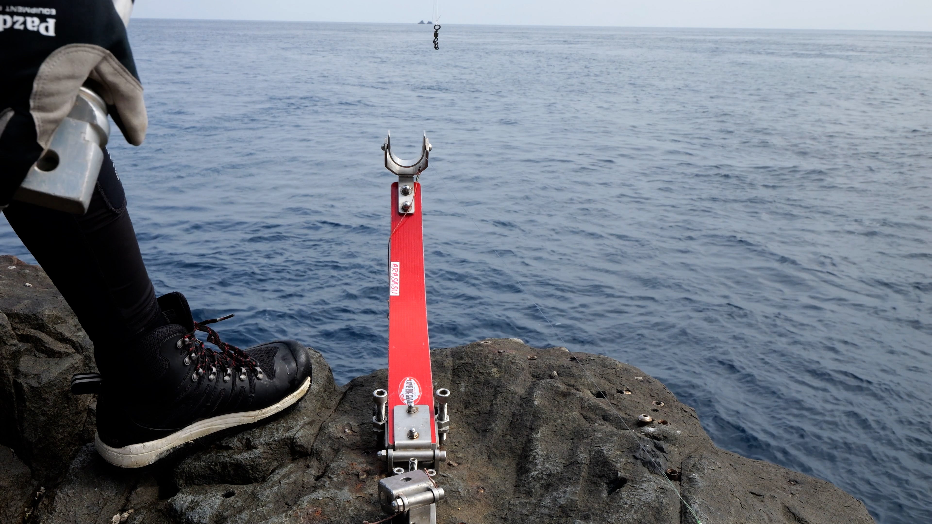 大型必須】磯クエ釣り用の板バネ・ピトン・竿受けのおすすめ製品と選び方