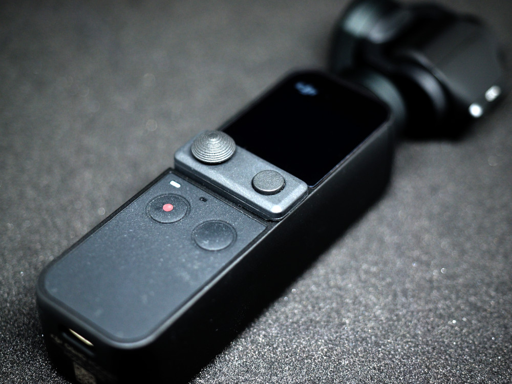 DJI Pocket 2 用ミニ操作スティック」は初代（2じゃないやつ）でも