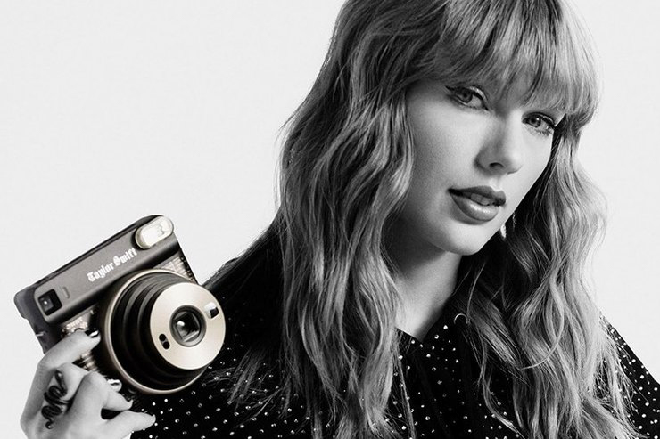 テイラー・スウィフトと富士フィルムがコラボ！「instax SQUARE SQ6