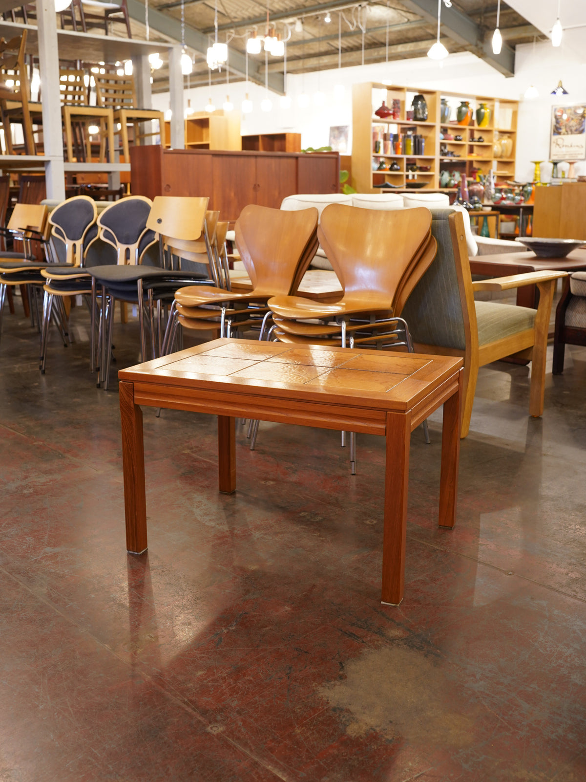 チークウッド タイルトップサイドテーブル ヴィンテージ SHARK ATTACK