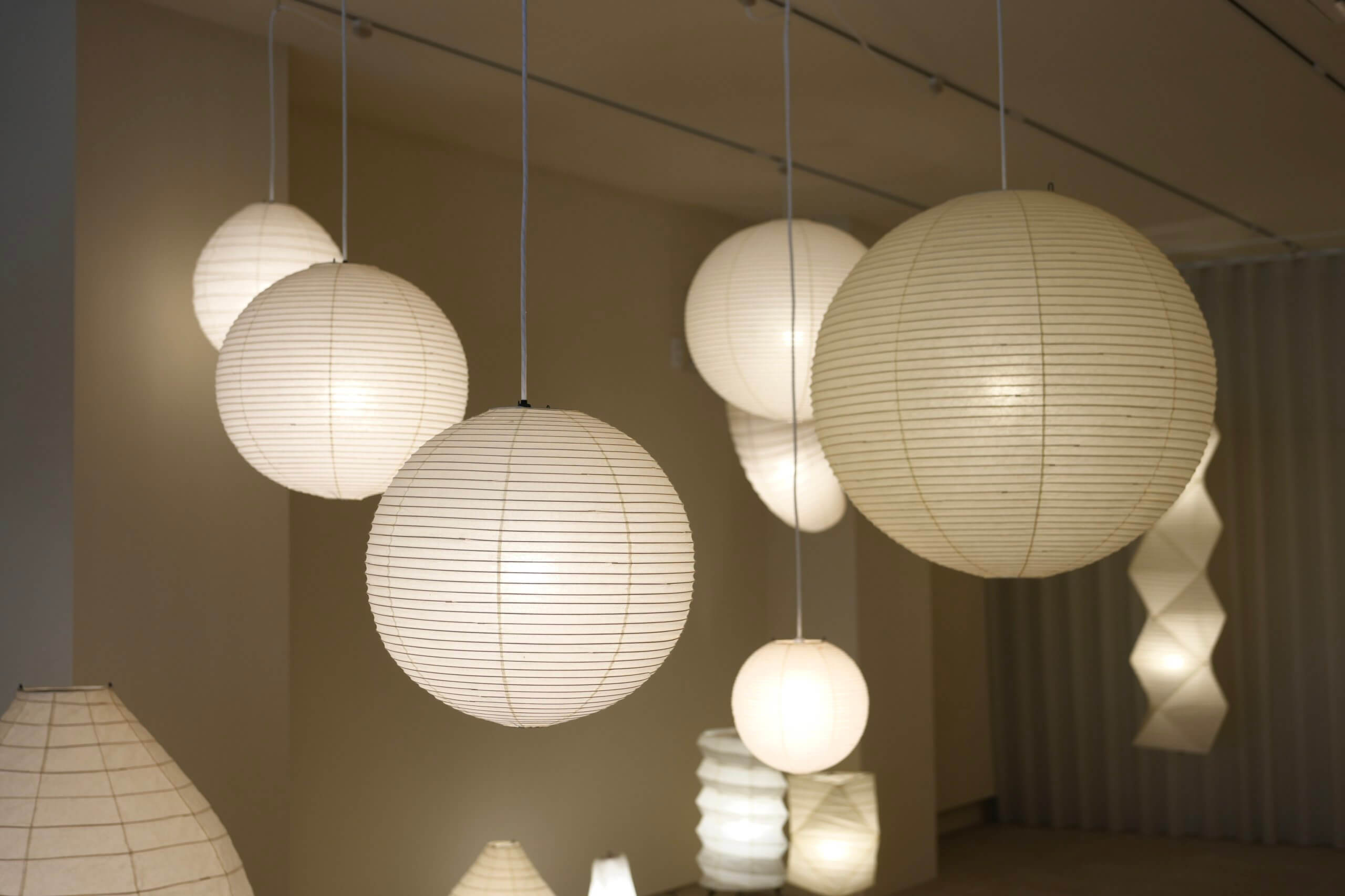 本物を世界へ届ける和紙のアカリの発信地 / 株式会社オゼキ / 日本仕事百貨