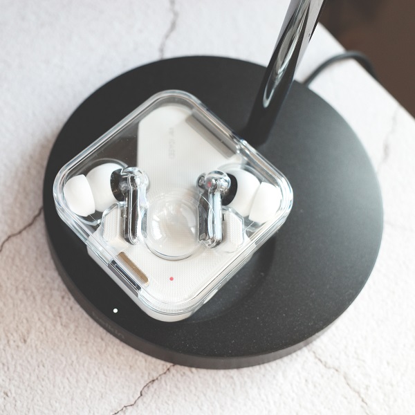 Nothing Ear (1) ワイヤレスイヤホン レビュー｜世界一おしゃれな