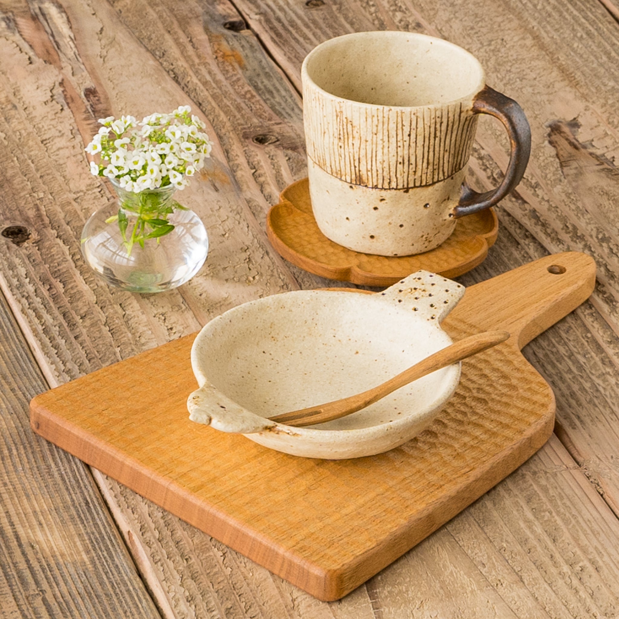 作家 金成潤子マグカップ ライン x ドット｜和食器通販 四季折折