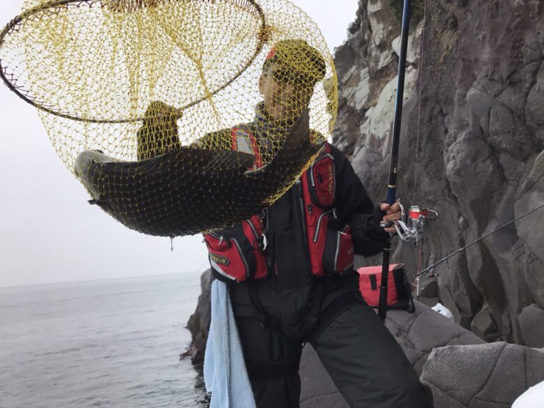 フカセ釣り初心者におすすめするタモ網（タモの柄とタモ枠）を徹底解説