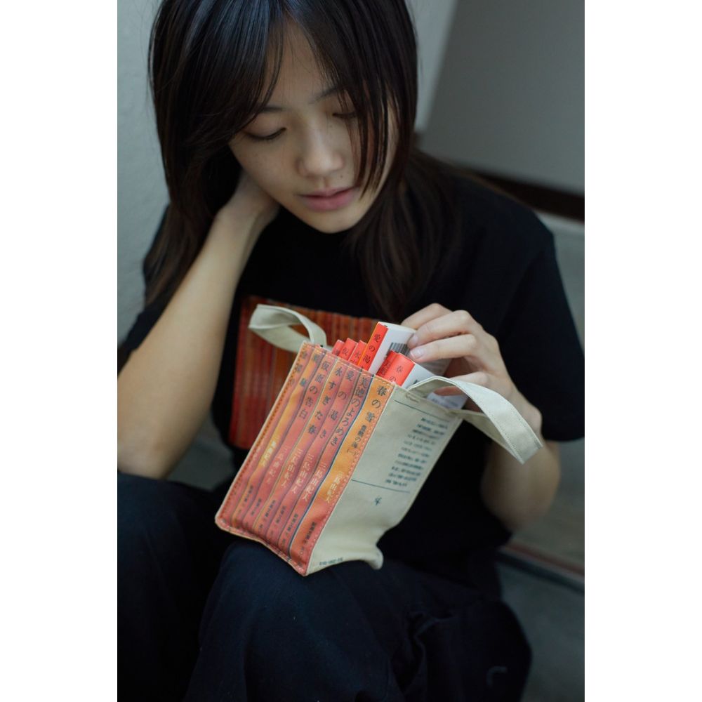 三島由紀夫作品と旅に出る、もしくは部屋で読む時に、使うかもしれない