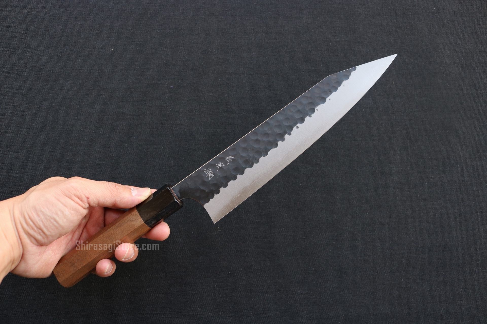 加藤義実 切付牛刀 包丁 青紙スーパー鋼 ステンレスクラッド 黒打 槌目