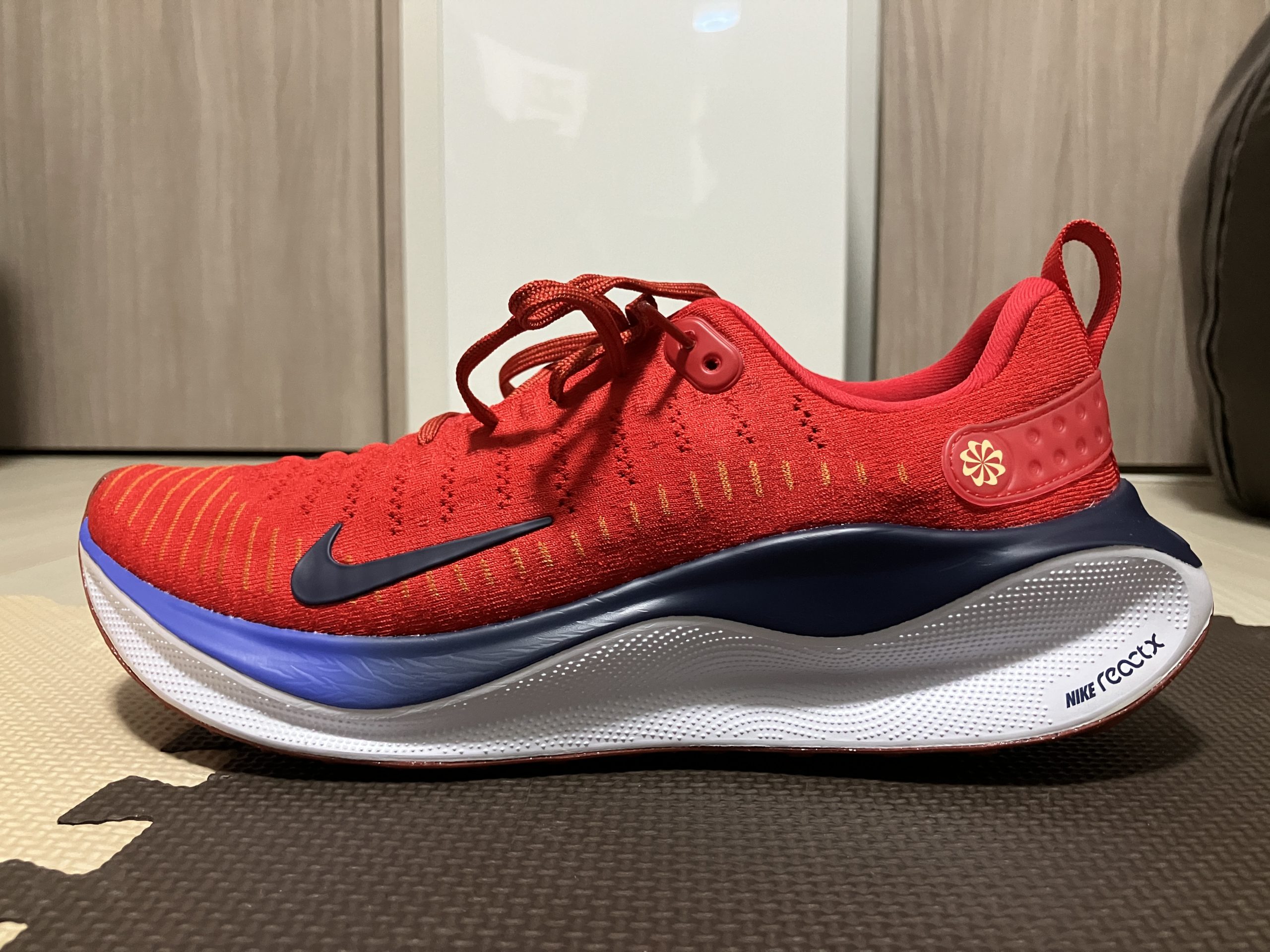 ナイキ インフィニティラン4 レビュー】安定感と耐久性の高さが際立つ