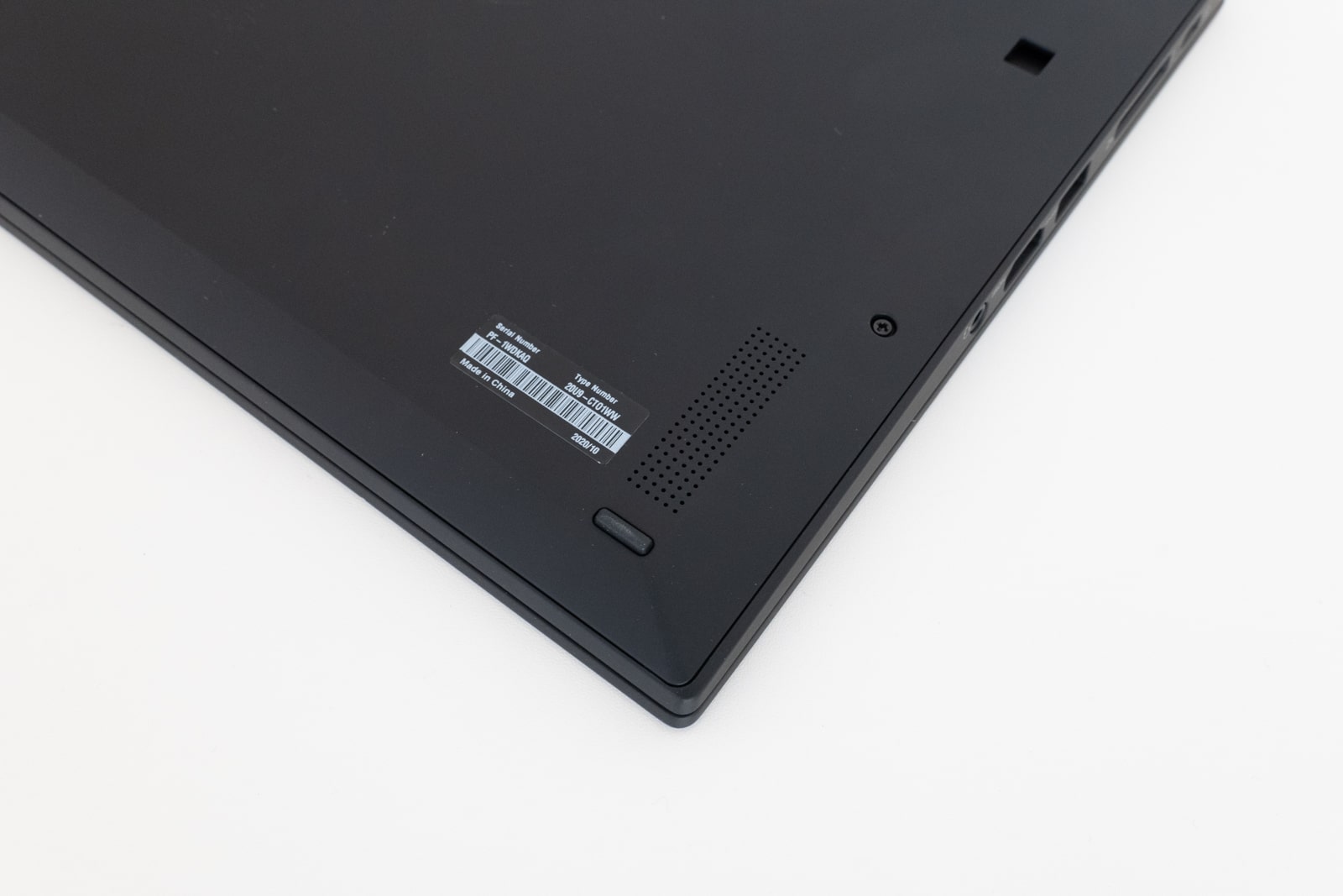 ThinkPad X1 Carbon Gen8（2020年モデル）の実機レビュー | SIMPC