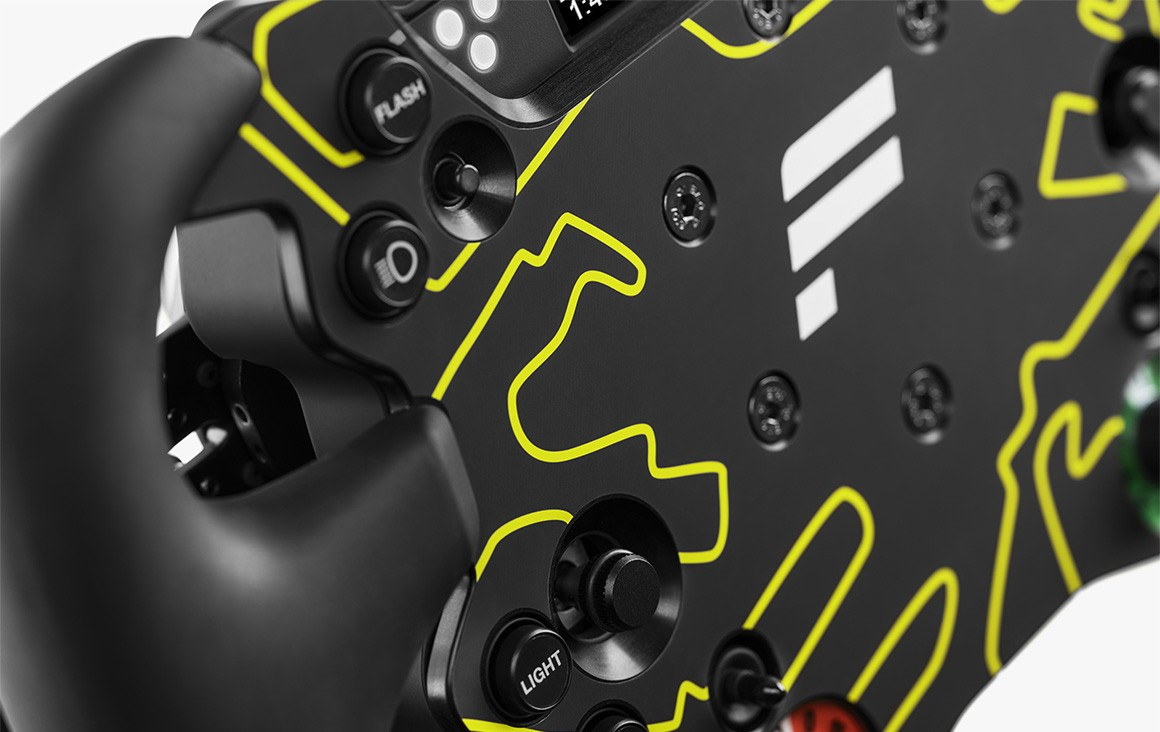 Fanatec Podium Steering Wheel GT3 Enduranceが日本でも発売された