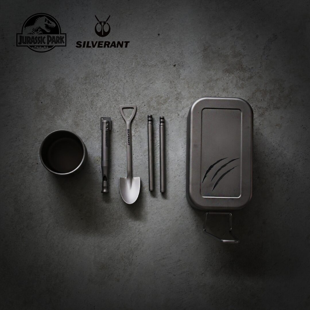 ジュラシック・パーク』オフィシャルグッズ「純チタンアドベンチャー