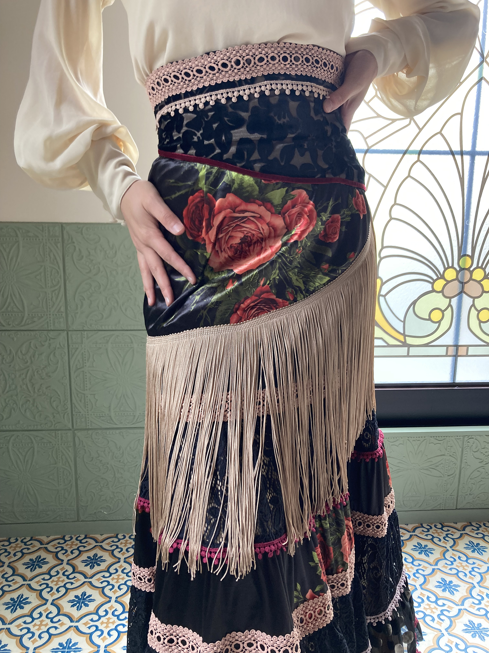 Sonia Johnes | フラメンコ衣装のソニア・ジョーンズ 公式ブランドサイト