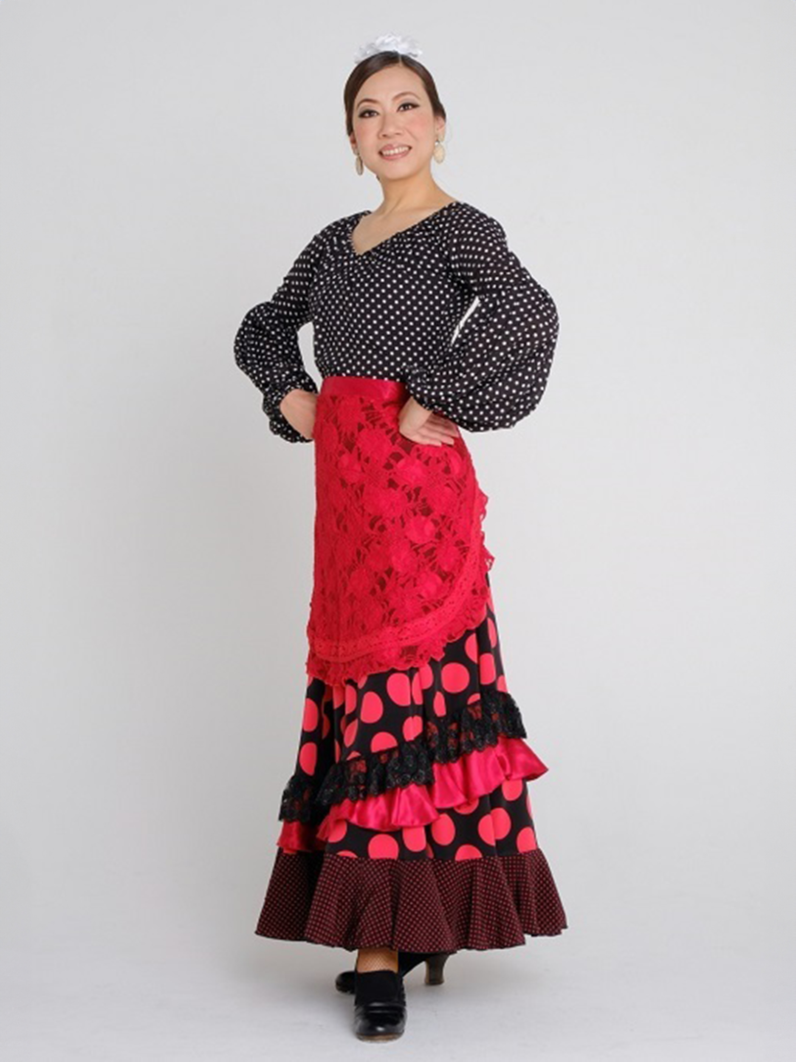 Sonia Johnes | フラメンコ衣装のソニア・ジョーンズ 公式ブランドサイト