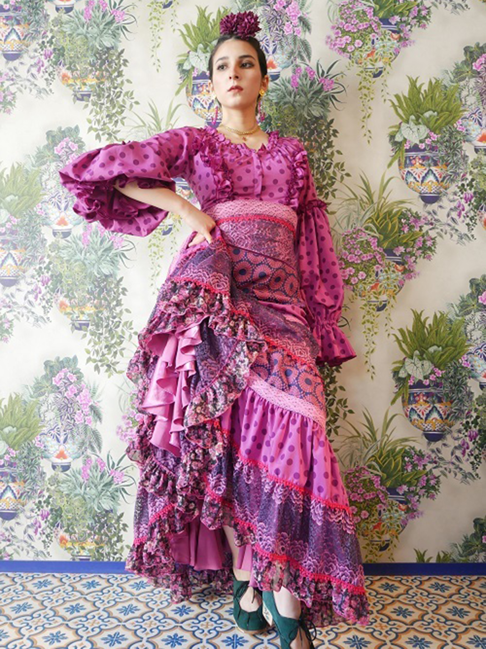 Sonia Johnes | フラメンコ衣装のソニア・ジョーンズ 公式ブランドサイト