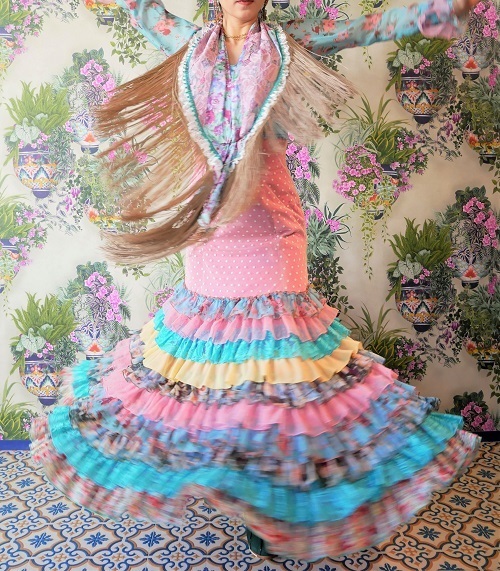 Sonia Johnes | フラメンコ衣装のソニア・ジョーンズ 公式ブランドサイト