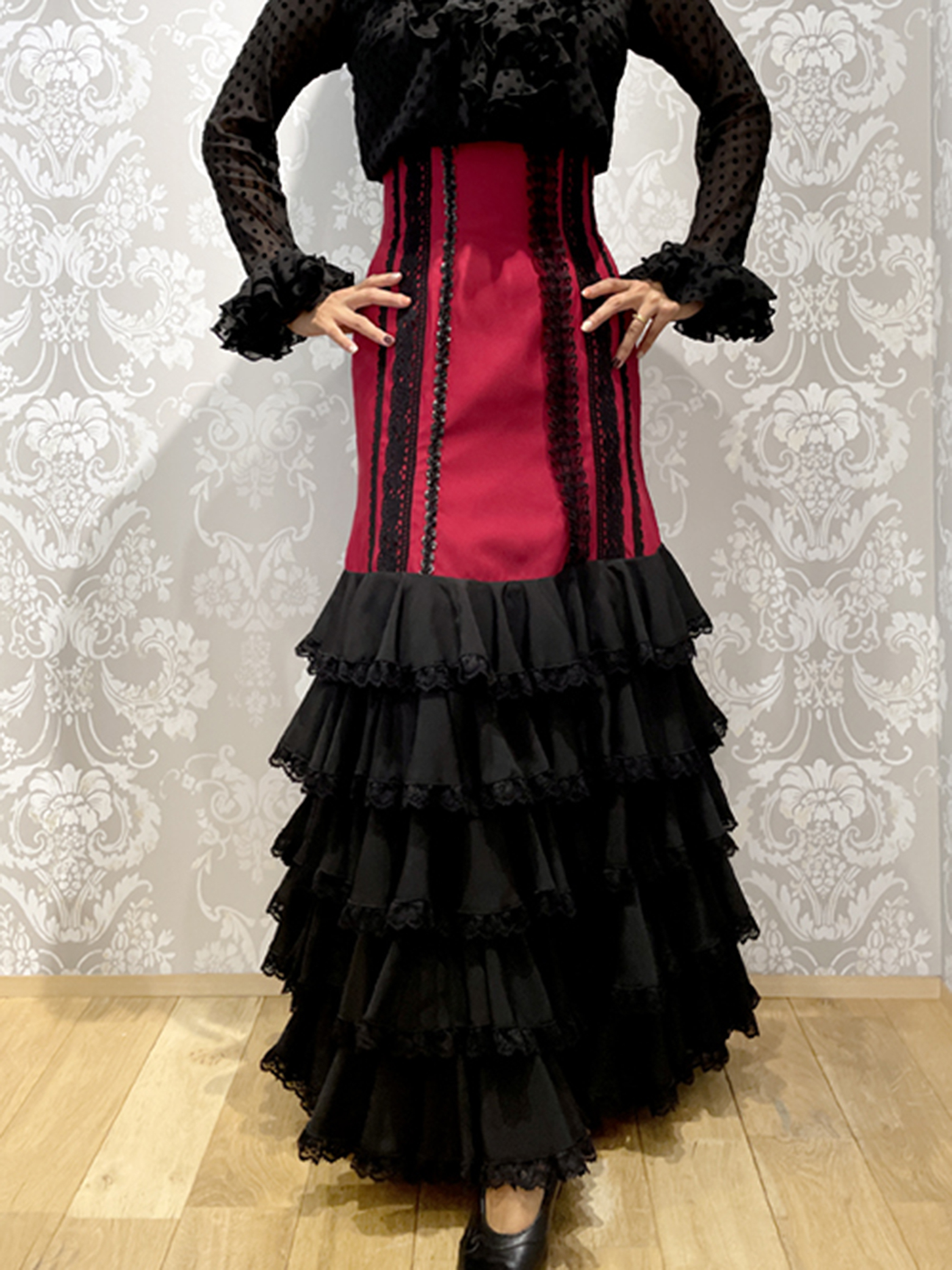 Sonia Johnes | フラメンコ衣装のソニア・ジョーンズ 公式ブランドサイト