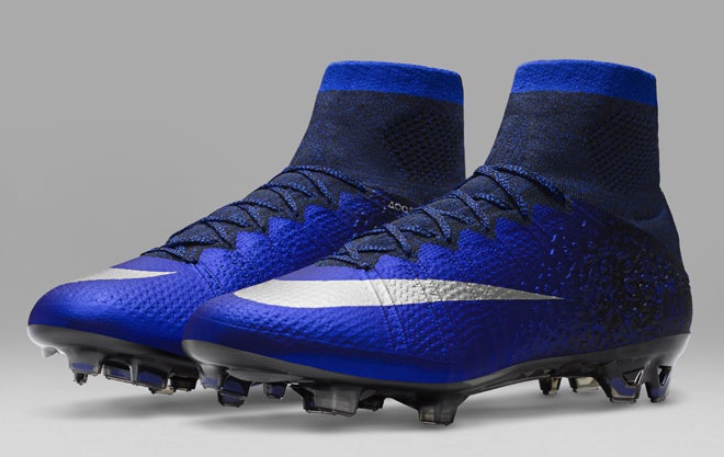 2016ギアカタログ◇ナイキ】 MERCURIAL SUPERFLY CR FG～CR7