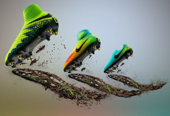 ソールの泥を排除！ ナイキが革新的な新スパイク「アンチクロッグ
