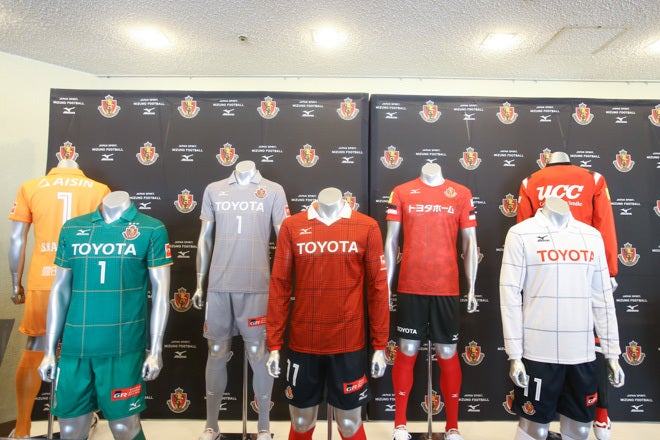 PHOTO】2017シーズン名古屋グランパス新体制発表 | サッカー