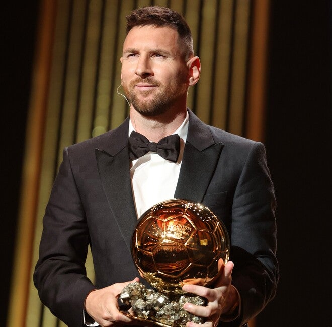 36歳メッシが2年ぶりのバロンドールに輝く！ハーランド、エムバペらを