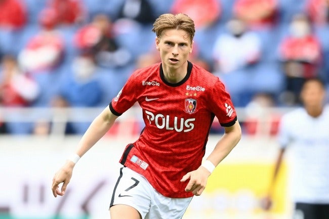 一晩中嘔吐していた」浦和の“新プリンス”ユンカー、欧州メディアに入団