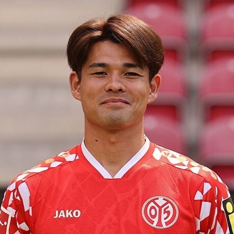 勝てる人はもう日本に現われない」松井大輔が選ぶ“天才パサー”3選手