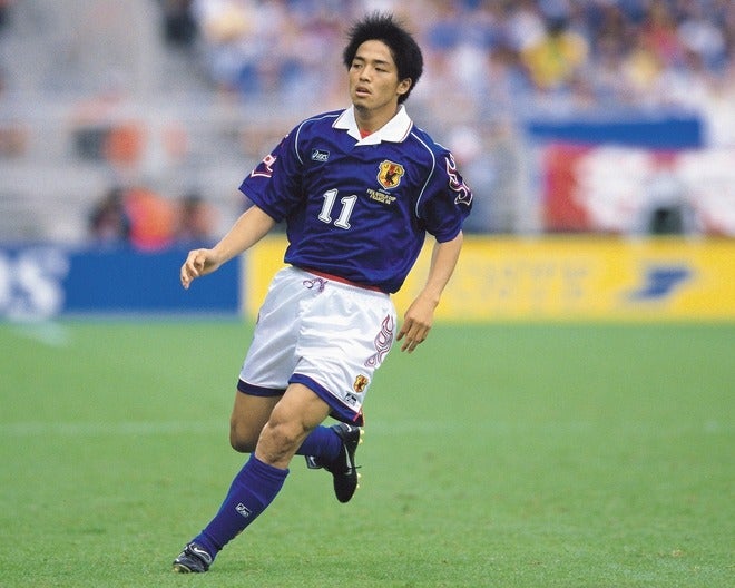 悔しくて岡田監督を「股抜きしてやった（笑）」。18歳の小野伸二は