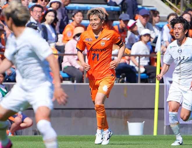 清水エスパルス PHOTO】自身のJ100試合出場セレモニー直後の前半1分