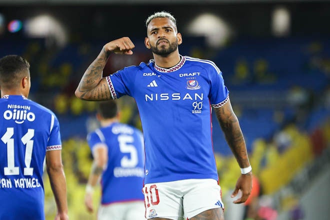 PHOTO】見事ハットトリック！チームを救った横浜F・マリノスのエース