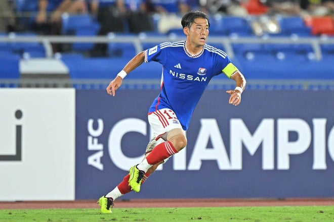 PHOTO】投入後、サポーターからは大歓声！蔚山戦途中出場でピッチに魂