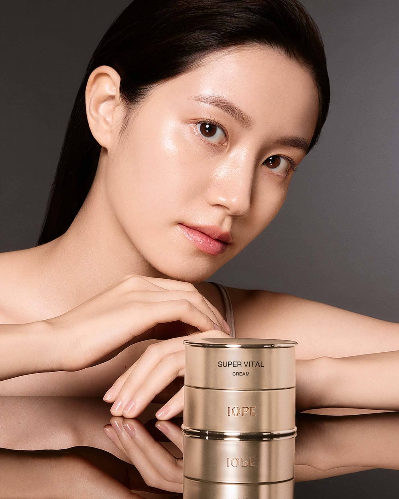 IOPE Super Vita Essential Cream | Soko Glam